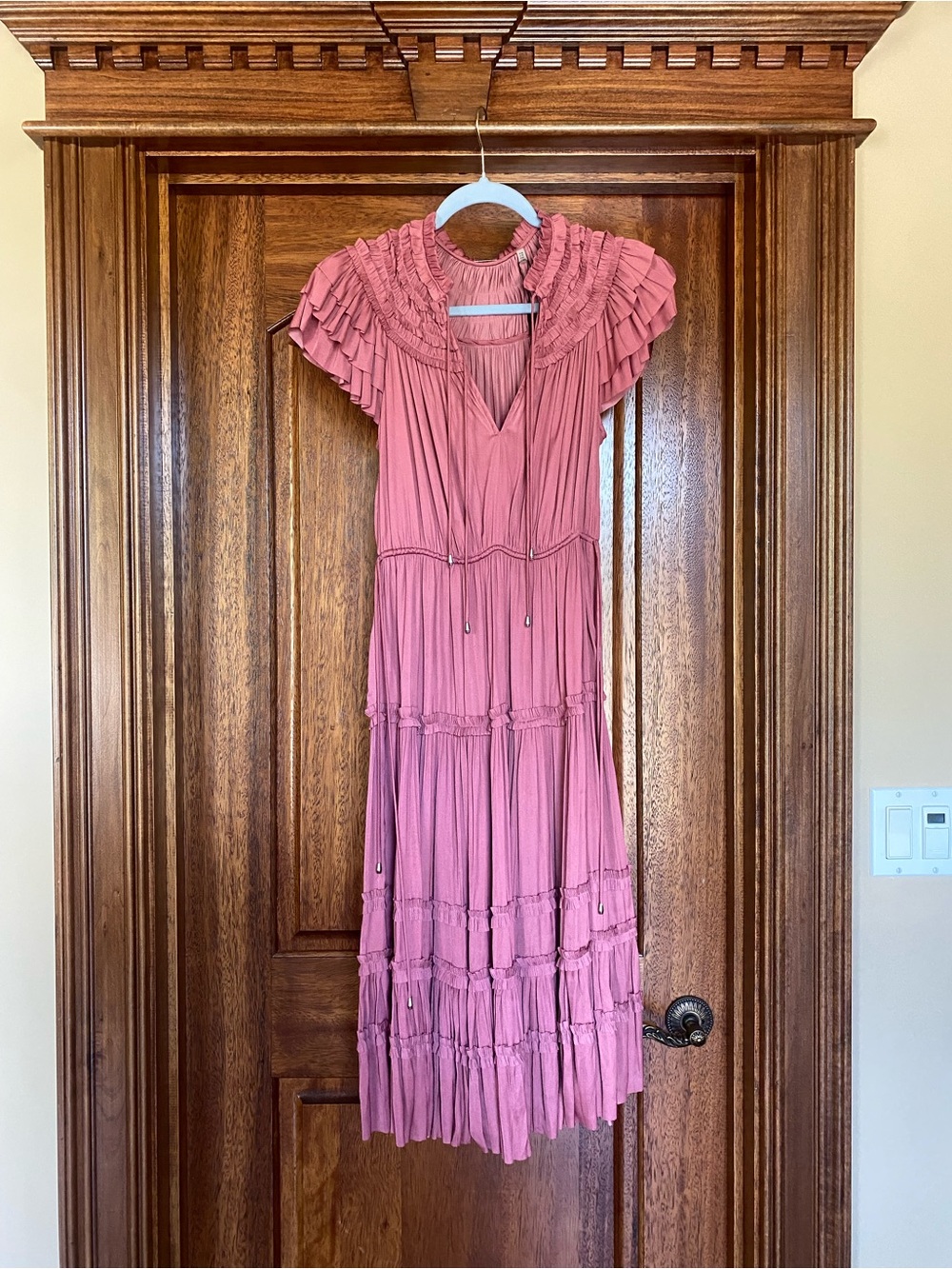 elie tahari dusty rose pleated ruffle midi dress